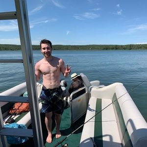 Meet your Posher, Matthew